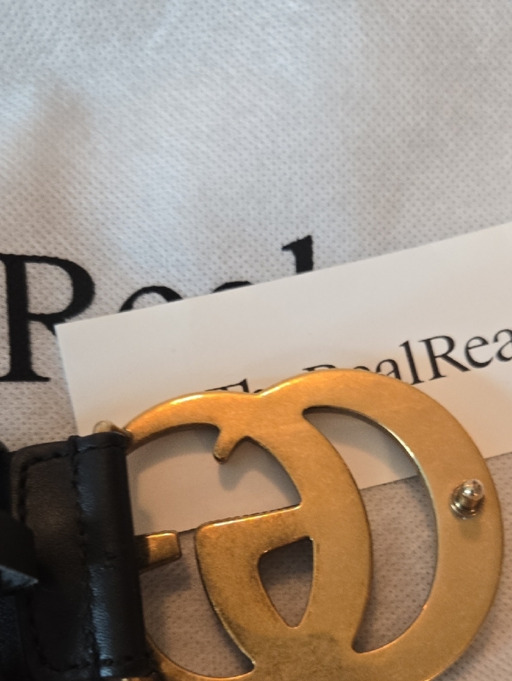 Gucci Black Leather Signature Embossed Belt - Picture 5 of 6